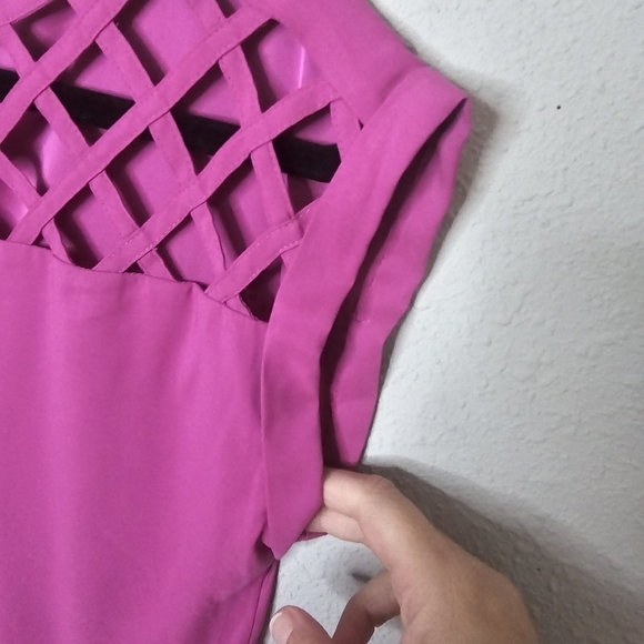 Express Womens XS Blouse Fuchsia Pink Flowy Tunic Top Criss Cross - Picture 4 of 7